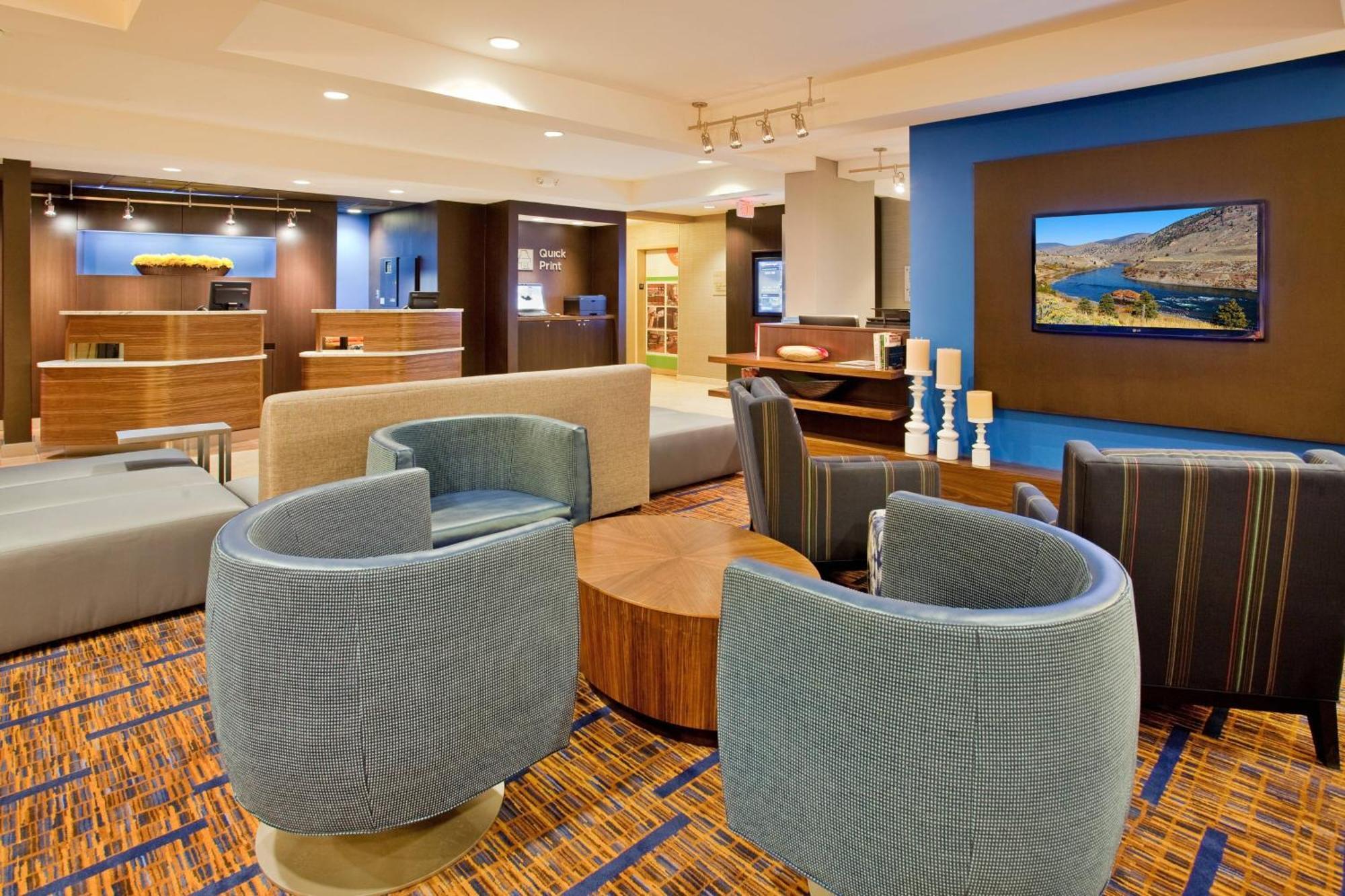 Courtyard Houston Sugar Land/Stafford Hotel Exterior foto